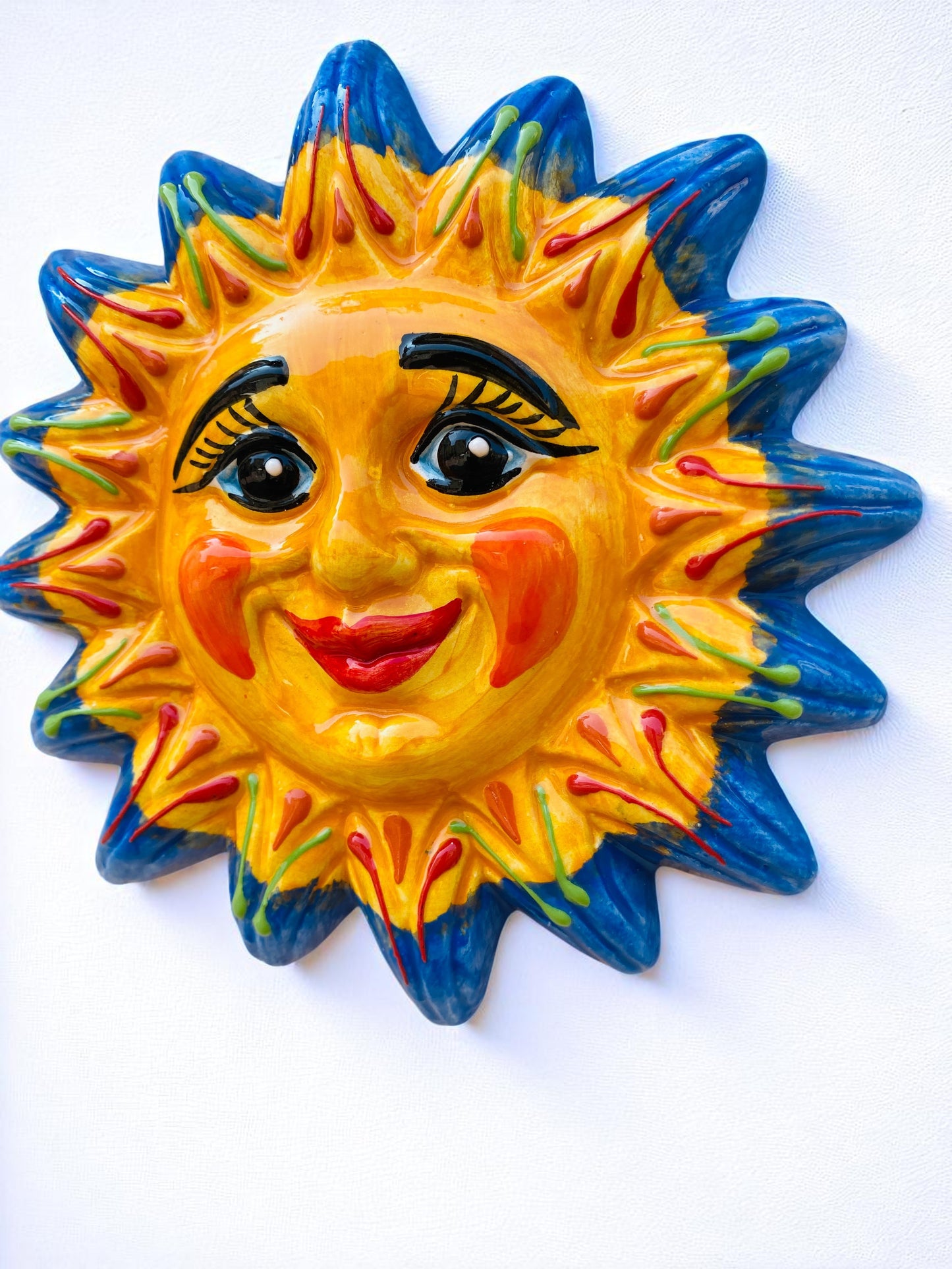 Petit Soleil Coloré en Céramique Artisanale