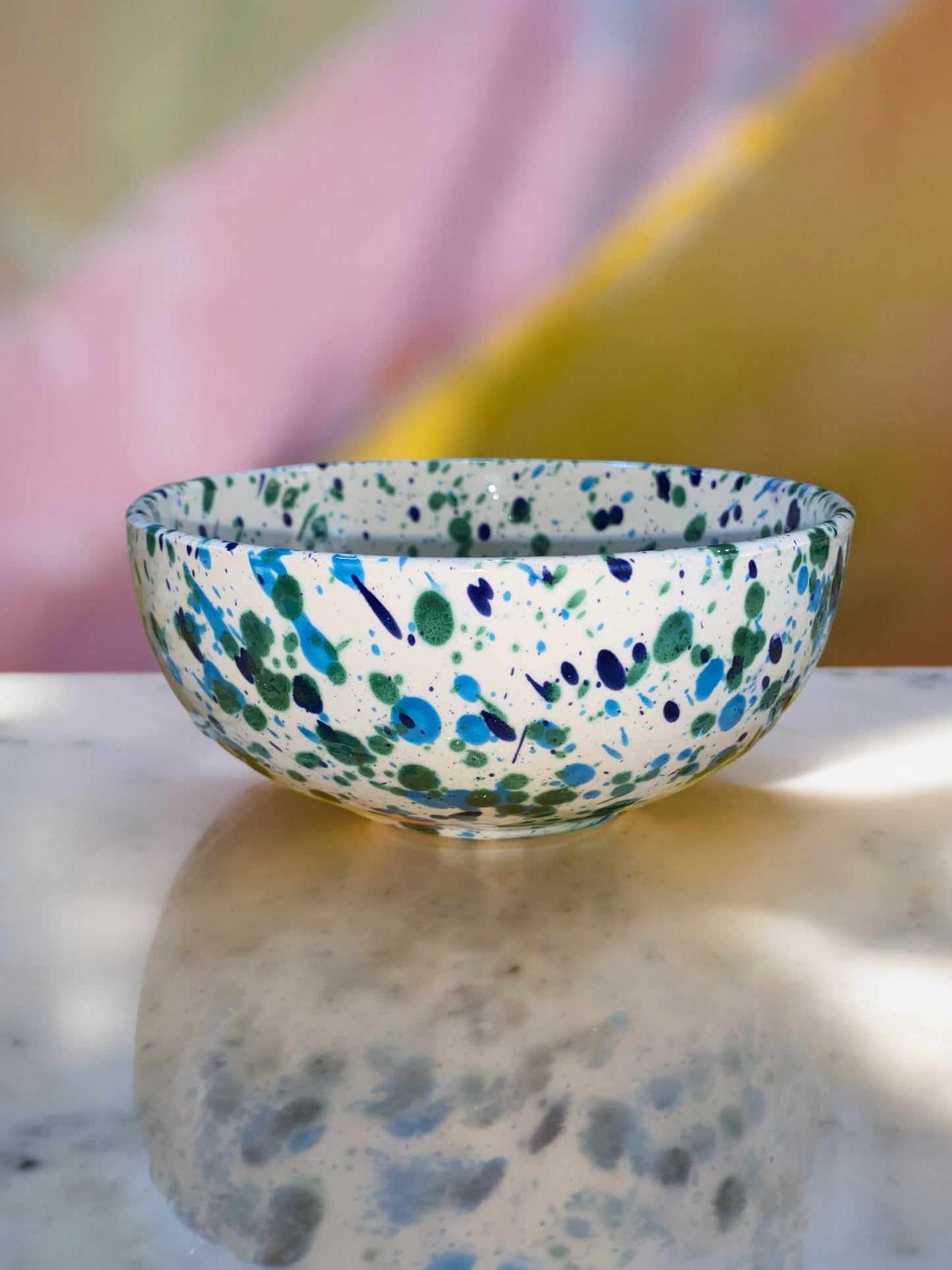 Grand Bol en Céramique Artisanale - Motif Moucheté Bleu et Vert