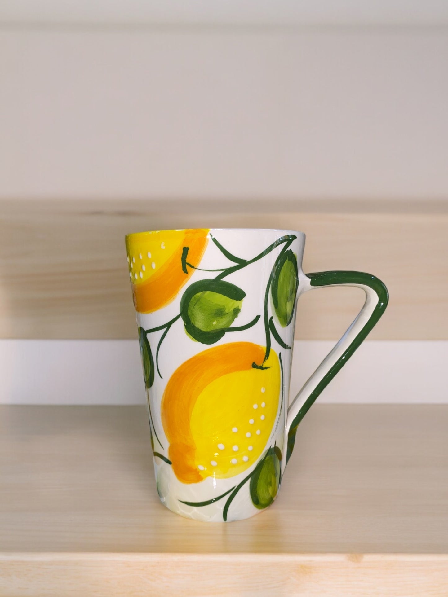 Grand Mug en Céramique Artisanale - Motifs Citrons